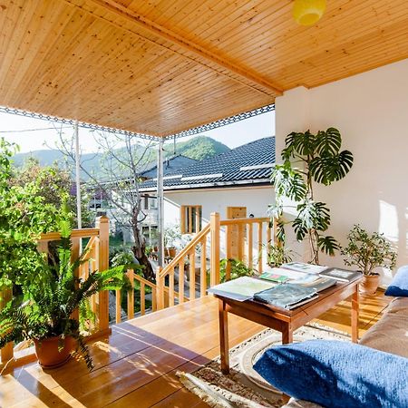 Nazy'S Guest House Joqolo Luaran gambar