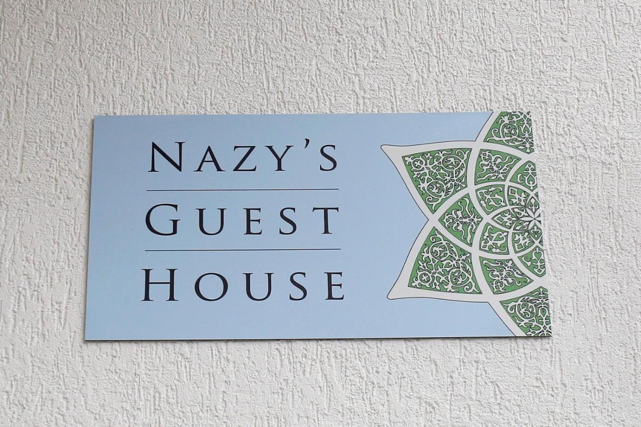 Nazy'S Guest House Joqolo Luaran gambar