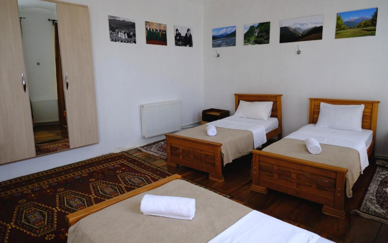 Nazy'S Guest House Joqolo Luaran gambar